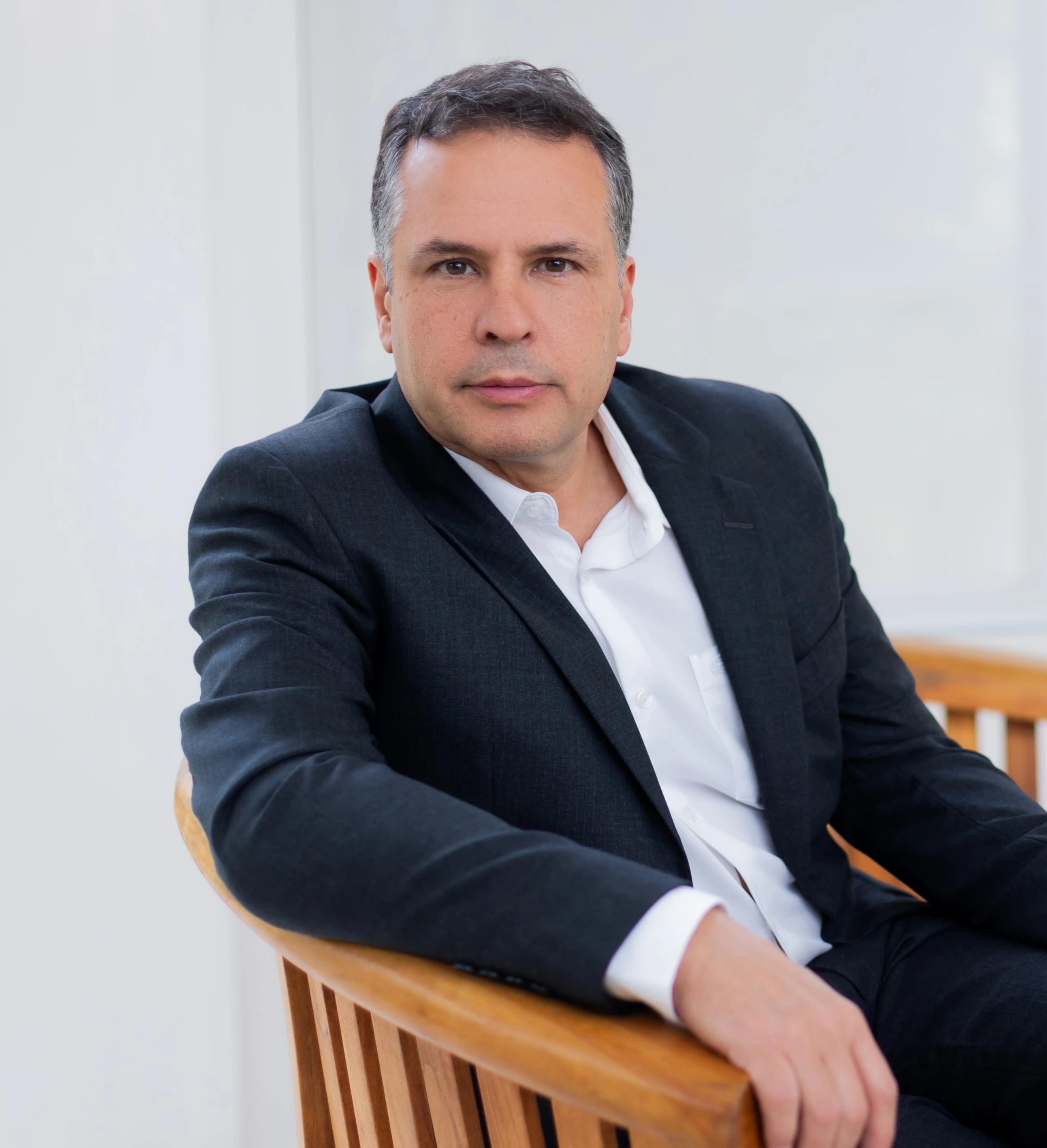 Dr. Luiz Gustavo Fagundes Borges